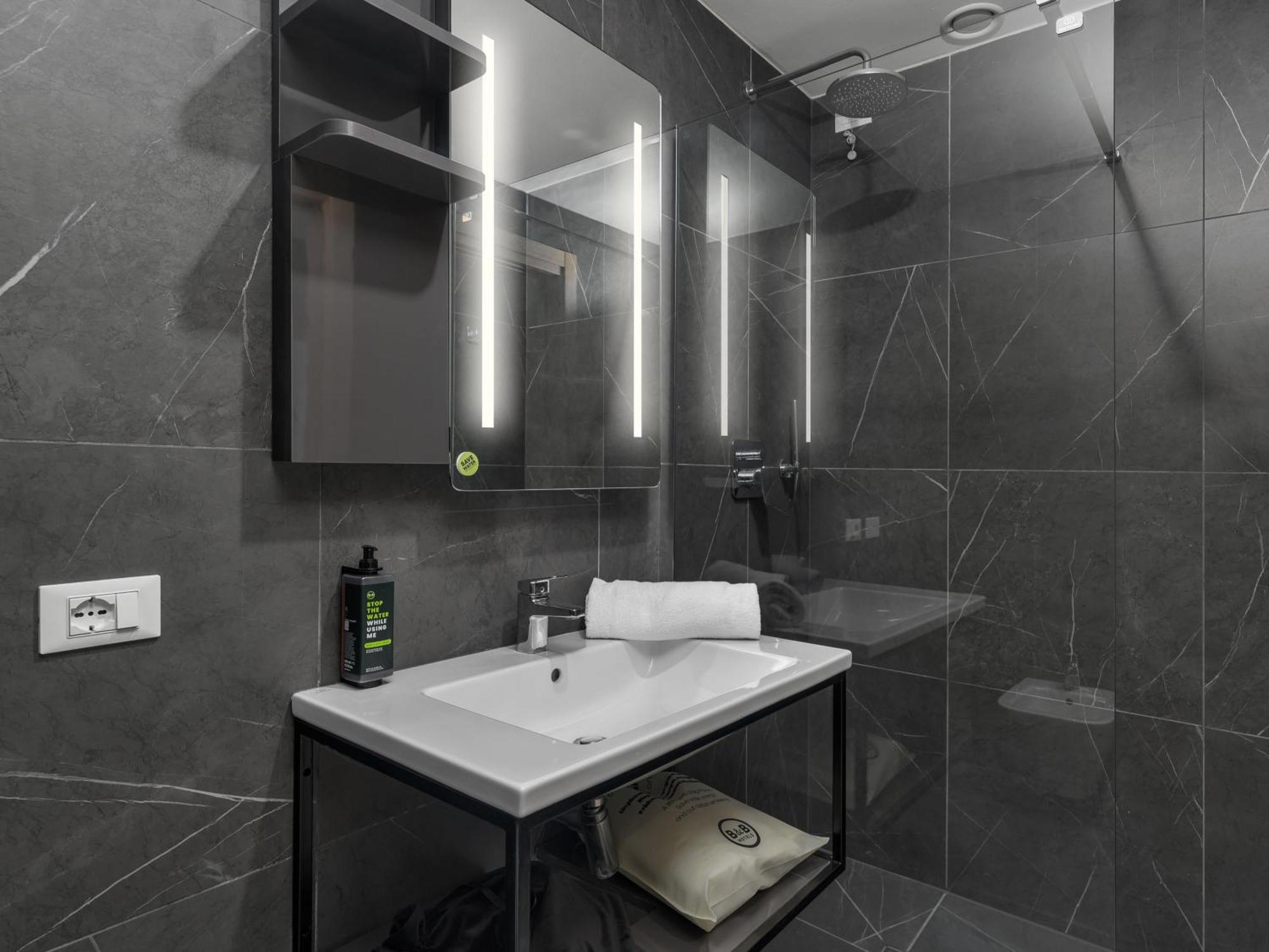 Hotel Laguna Venecia